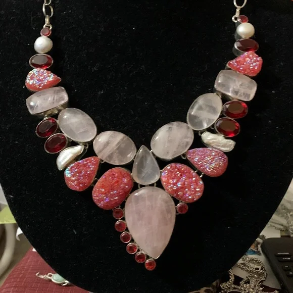 Elegant Statement Piece Red & Pink Gemstone Necklace - Picture 2 of 6